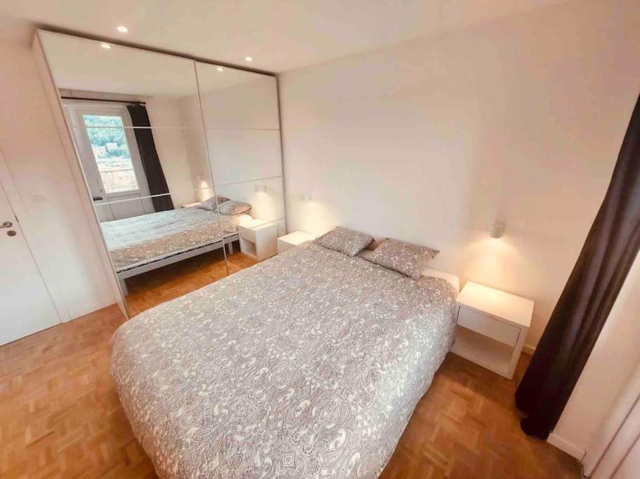Appartement Cosy & Lumineux Au Coeur De Liege! Bagian luar foto